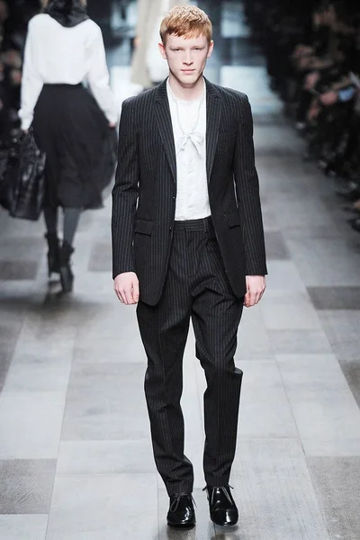Look 6